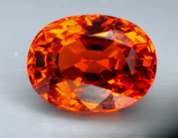 certed spessartite_cert_640pt_orangy_oval