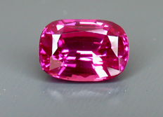 fuchsia pink sapphire