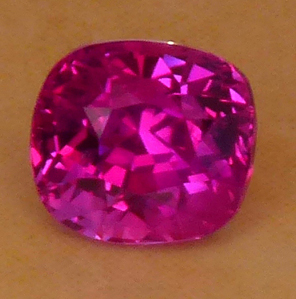 certed deep 'glowing' pink sapphire