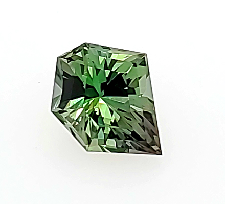 green tanzanite / green zoisite / fancy tanzanite