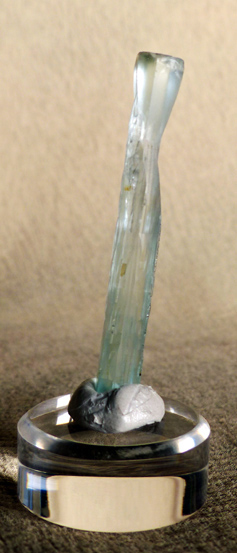 uniquely terminated aquamarine crystal(afghanistan)